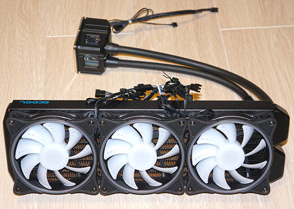 600x426  100 KB. Big one: 1500x1065  467 KB