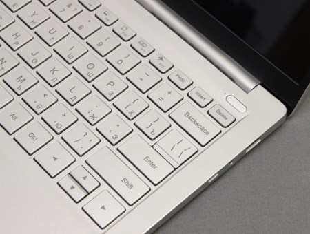 450x340  40 KB. Big one: 1500x1133  287 KB