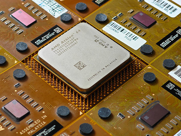 600x450  98 KB. Big one: 1400x1050  379 KB