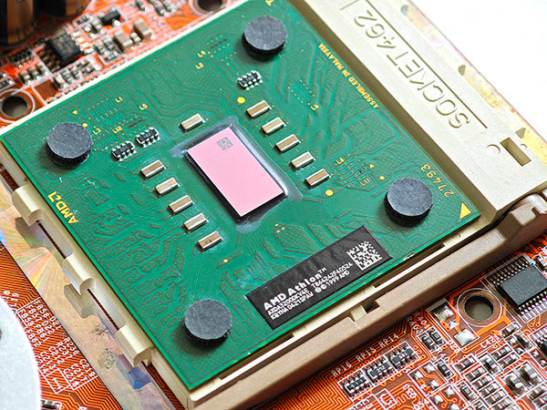 600x450  116 KB. Big one: 1400x1050  457 KB