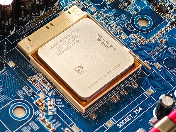 600x450  111 KB. Big one: 1400x1050  443 KB