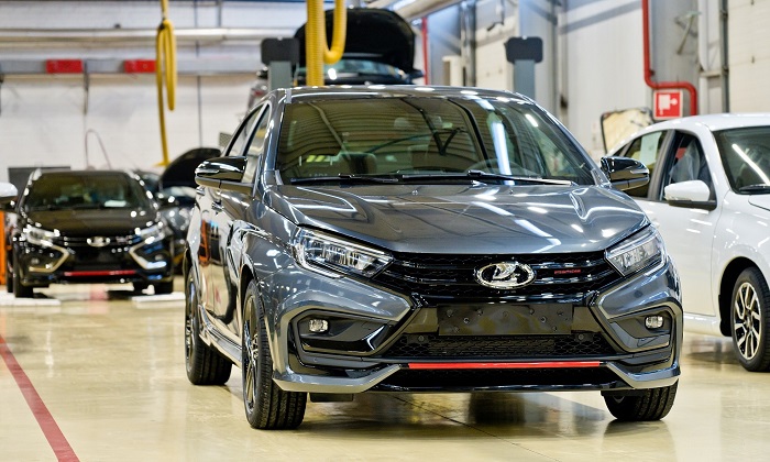 «АвтоВАЗ» объявил о начале производства новой Lada Vesta Sport с двигателем повышенной мощности