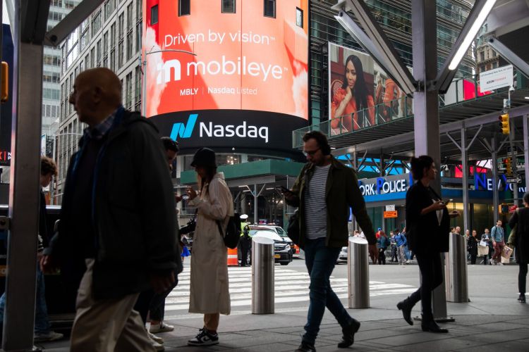 Intel продаст 35 млн акций Mobileye на сумму $1,5 млрд