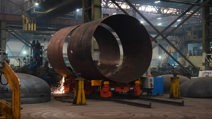 В Энгельсе наладили производство железнодорожных цистерн