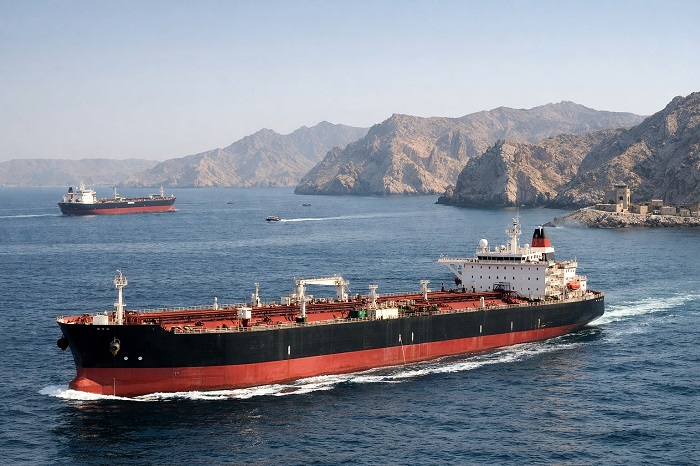 Цены на нефть пошли вверх после повторного закрытия Ираном Ормузского пролива