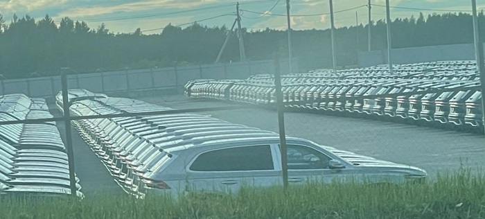 Фото: в Нижнем Новгороде началось создание товарных запасов автомобилей возрождённого бренда Volga