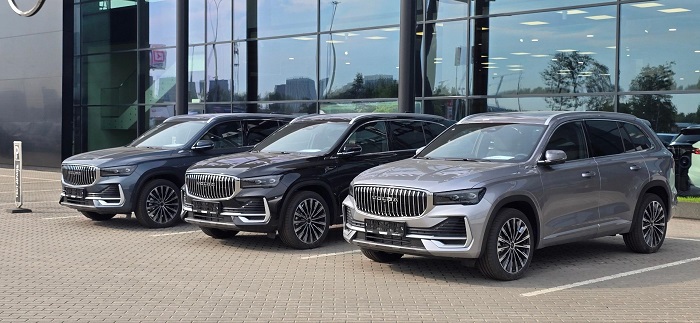 В Сети появились качественные фотографии автомобилей Volga в дилерских автосалонах