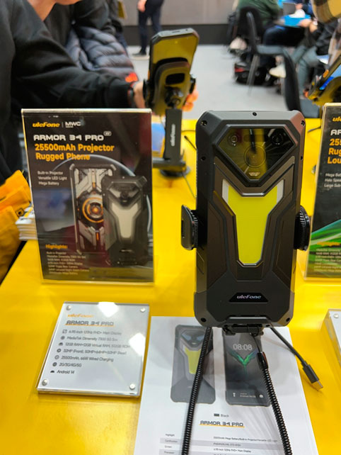 Ulefone-Armor-34-Pro-Projector-Phone-3.j