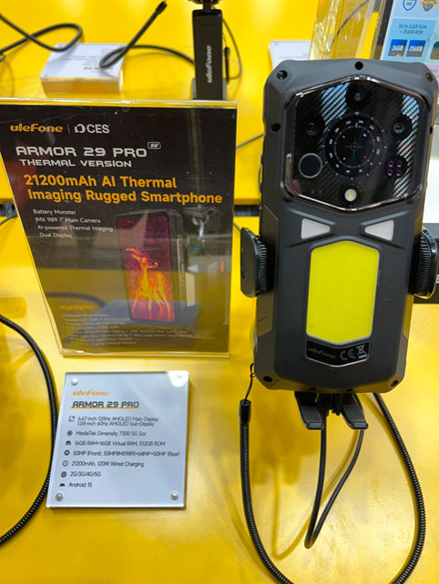 Ulefone-Armor-34-Pro-Projector-Phone-4.j